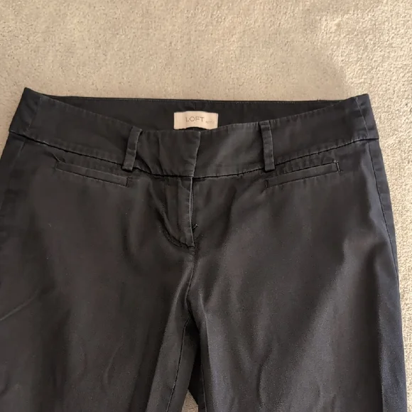 LOFT Black Capri Pants - Picture 2 of 9